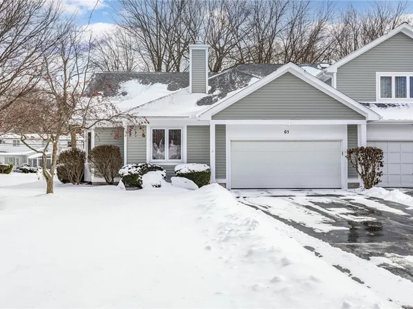65 Running Brook Ln, Rochester, NY 14626