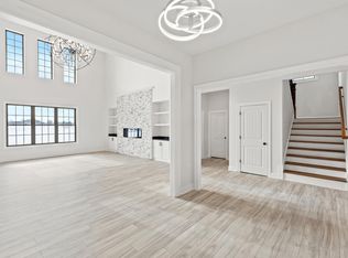 417 Weston Park, Lexington, KY
