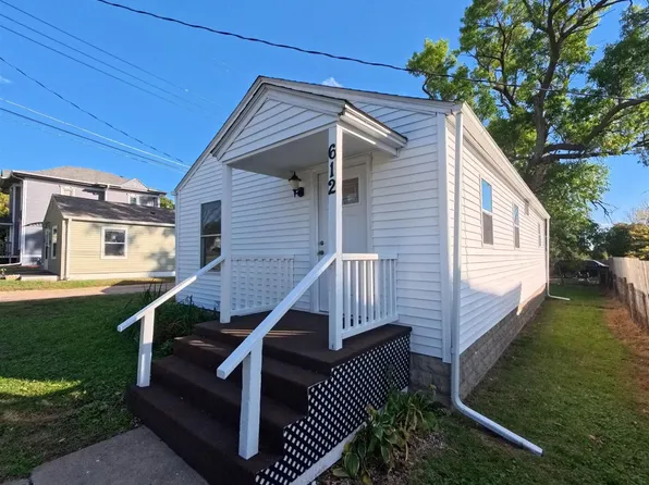 612 E 4th St, York, NE 68467