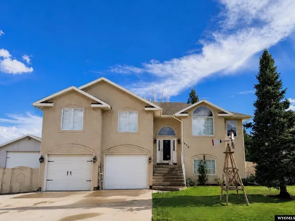510 Cheyenne Dr, Rock Springs, WY 82901