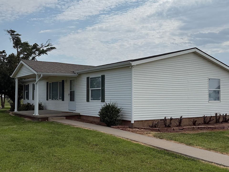 1st image of 367 NE 70th Ave