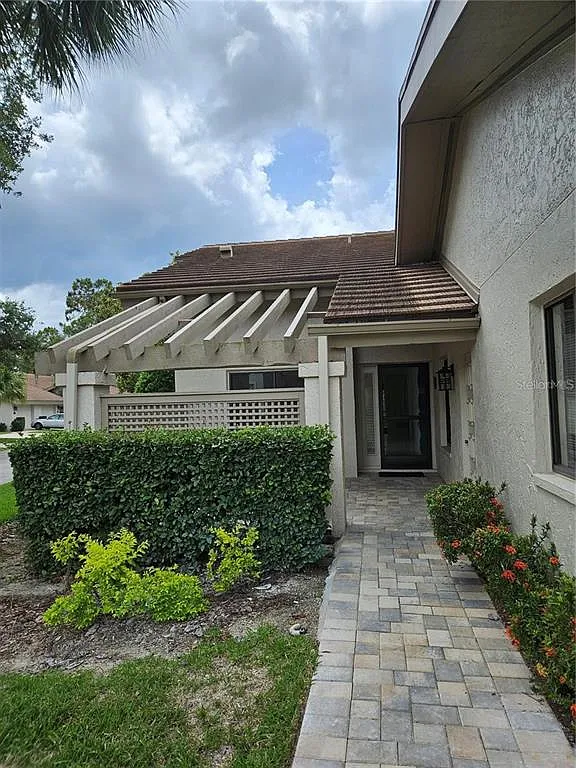 2 bed, 2.0 bath, 1236 sqft, $2,500 — Photo 2