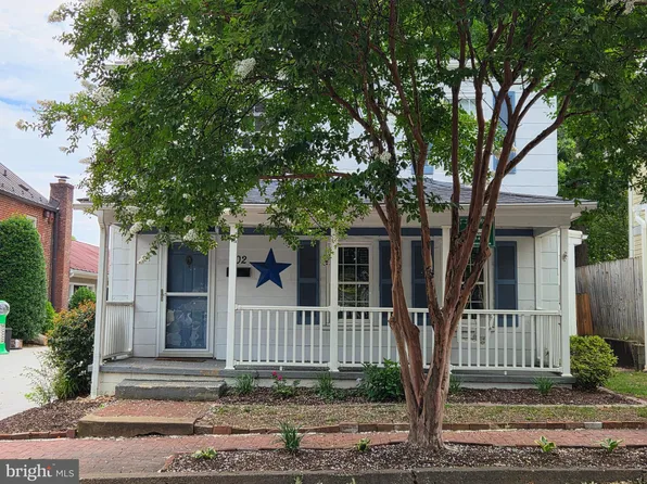 102 Frederick St, Fredericksburg, VA 22401