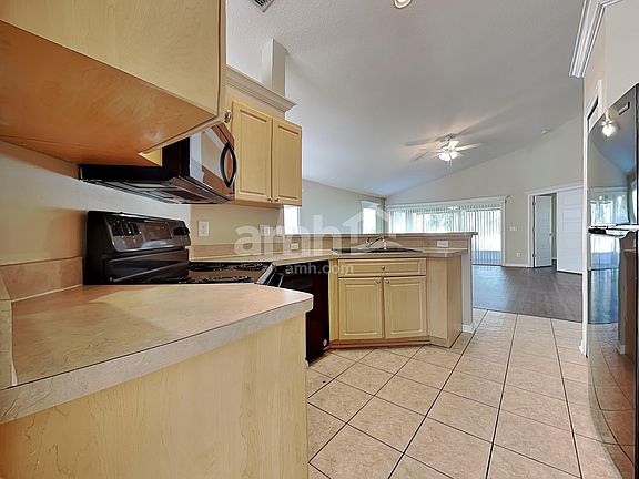 4th image of 4937 Whistling Pines Ct
