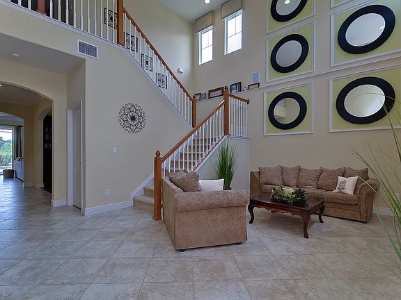 4th image of 2929 Winglewood Cir