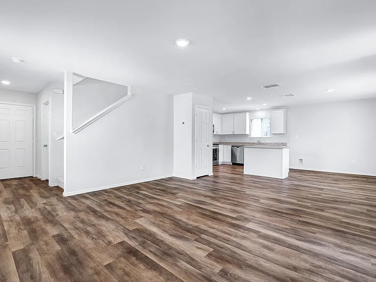 7359 Yucca Pl — Photo 4