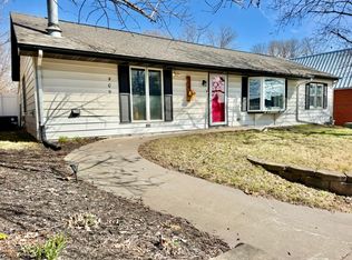 409 5th St, Coralville, IA 52241