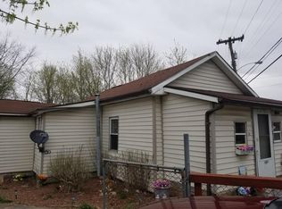 107 Broadway Ave, Oak Hill, WV 25901