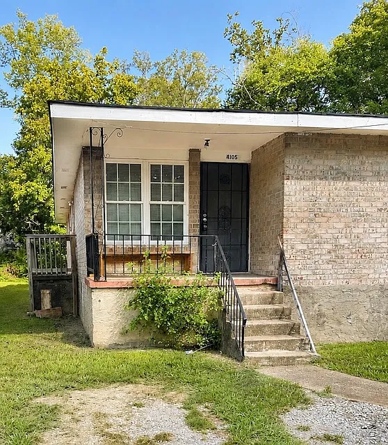 2 bed, 750 sqft, $895 — Photo 2
