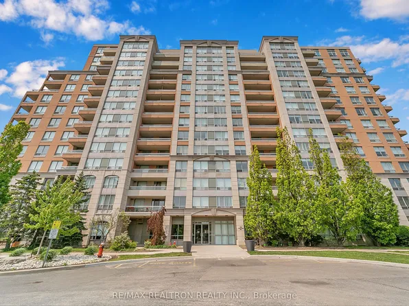 29 Northern Heights Dr N #615, Richmond Hill, ON L4B 4L8