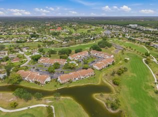438 Bristle Cone Ln #20, Naples, FL 34113