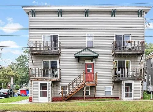32B Park St #32B Photo 1 32B Park St #32B Photo 1