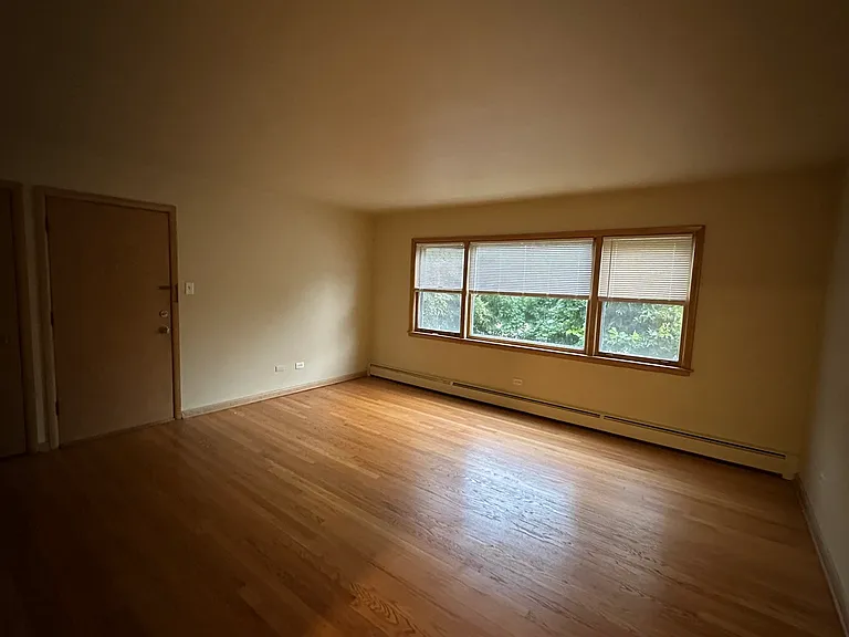 7400 N Harlem Ave #1W — Photo 5
