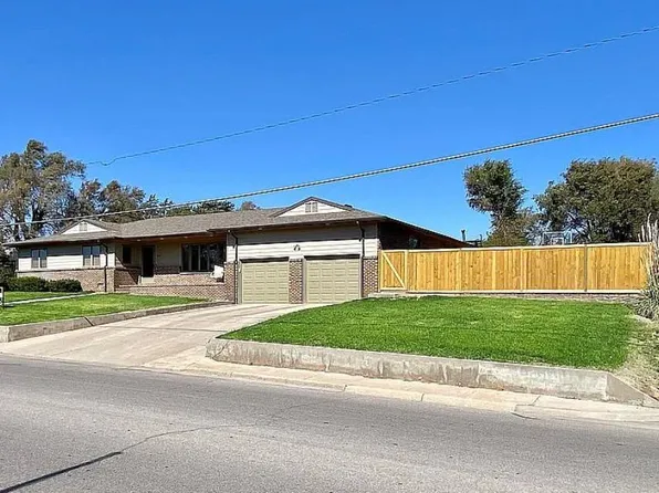 602 E 6th St, Pratt, KS 67124