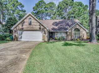 814 Turnberry Cv S, Niceville, FL 32578