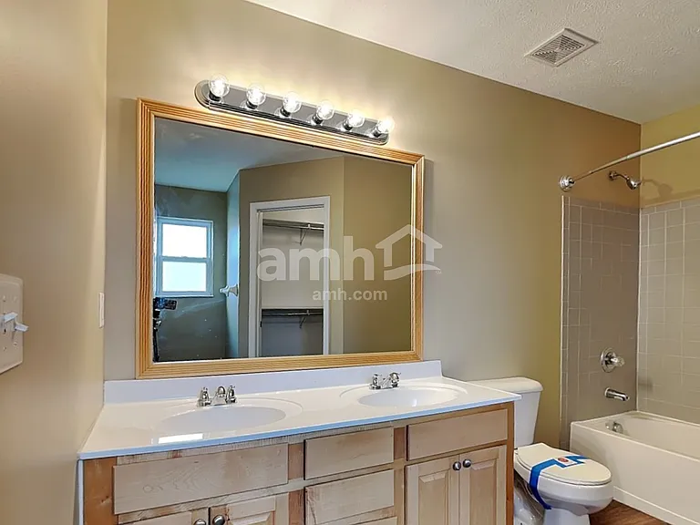 2025 Apple Knoll Ln — Photo 10