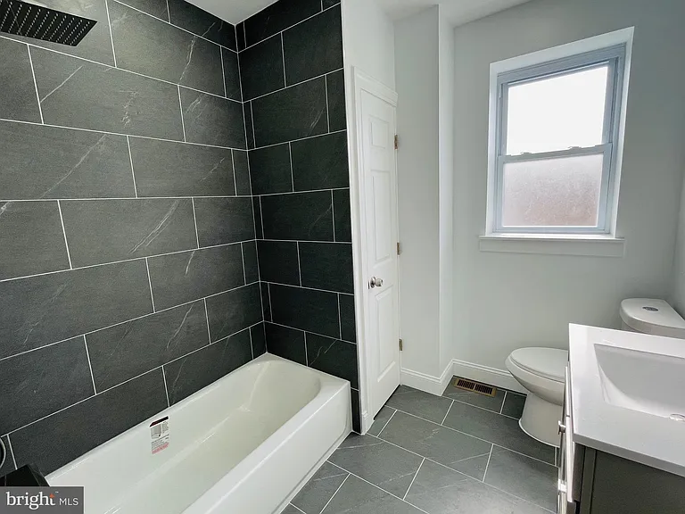 633 S 57th St — Photo 23
