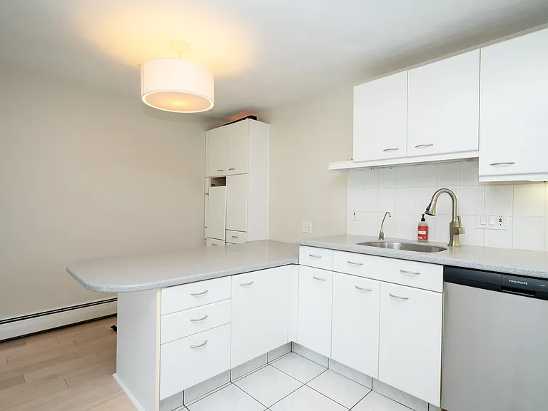 34 Hamilton Rd #110 — Photo 5