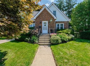 11 Forest Rd, Brantford, ON N3S6V9