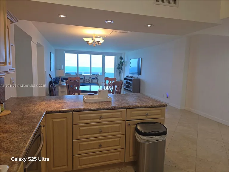 3725 S Ocean Dr #1401 — Photo 13