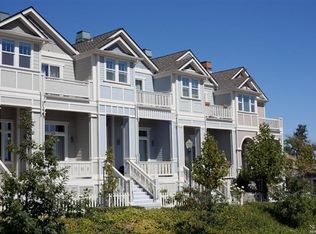 14 Ranch Dr, Novato, CA 94945