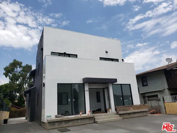 (undisclosed Address), Los Angeles, CA 90019