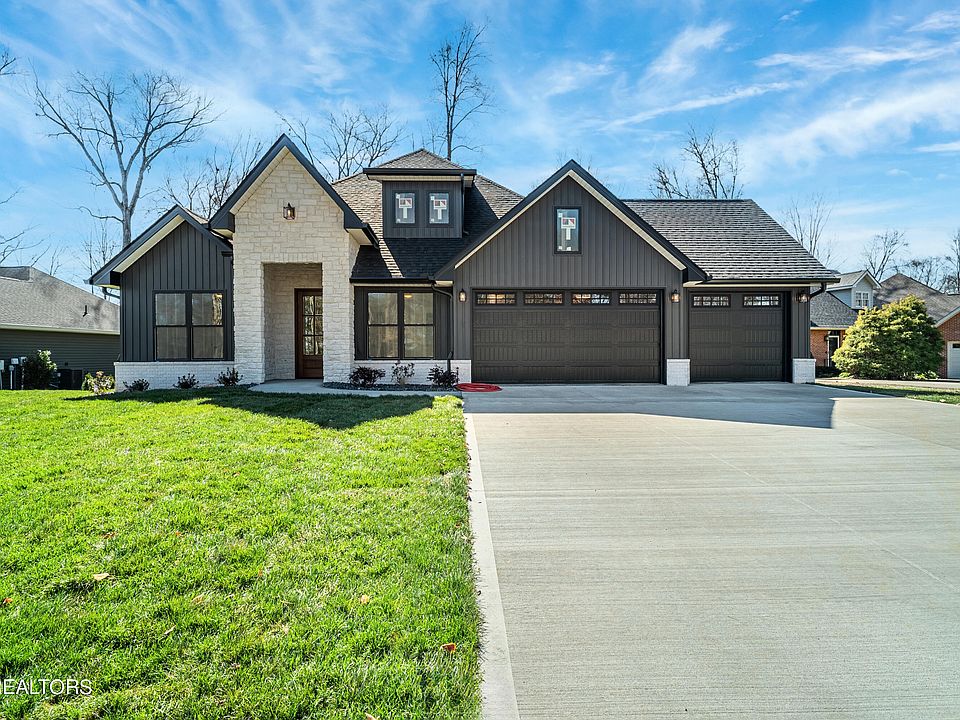 1st image of 225 Mialaquo Cir
