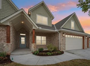 1917 Providence Dr, Norman, OK 73071