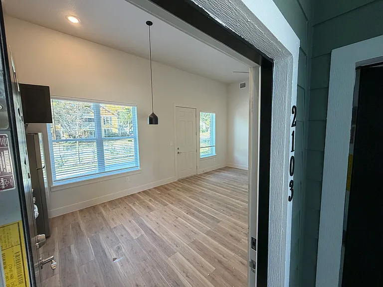 1414 N Locust St #1101 — Photo 12