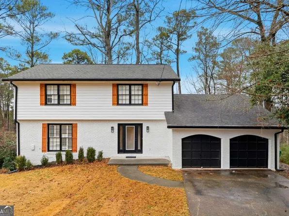 2958 Applewood Ct NE, Atlanta, GA 30345