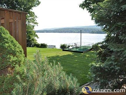Back yard... leads to waterfront