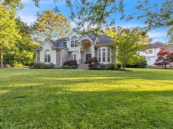 2313 McNelly Ln, Virginia Beach, VA 23456