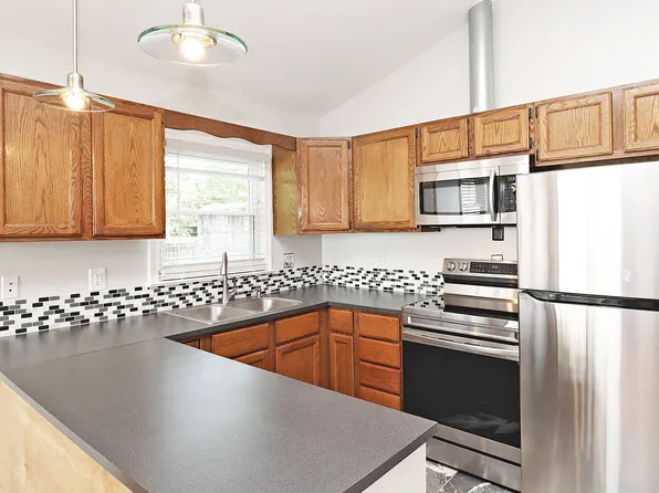 502 Moseley Dr #A, Charlottesville, VA 22903