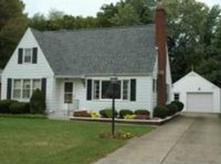 1218 W Gore Rd, Erie, PA 16509