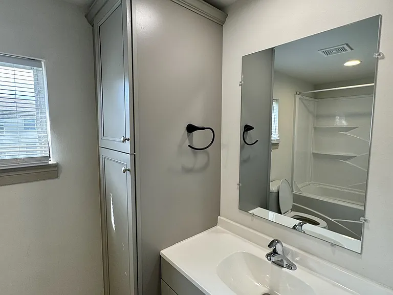 1393 Saratoga Ave — Photo 11