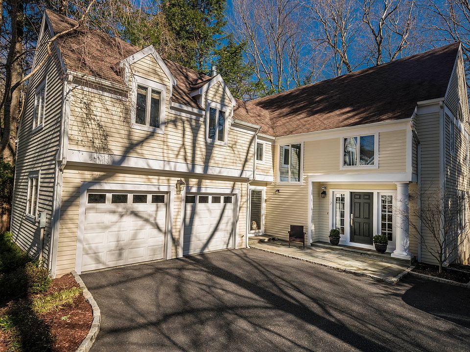 1st image of 2 Overbrook Dr