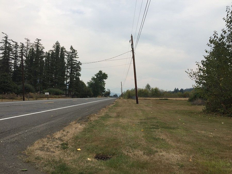 2nd image of 3285 E Smith Rd