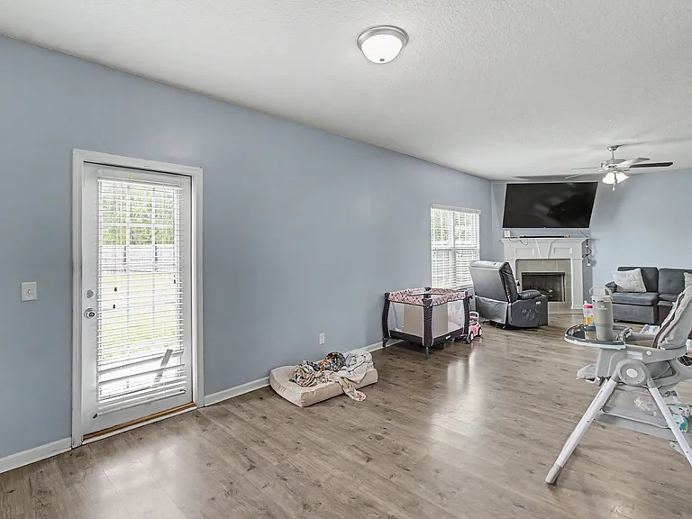 395 Archie Way NE — Photo 10