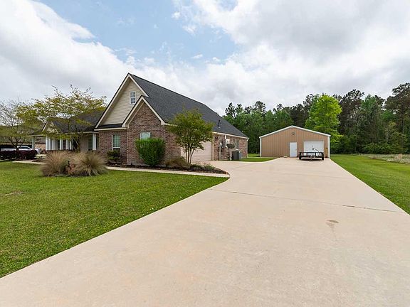5th image of 9725 Sheridan Dr