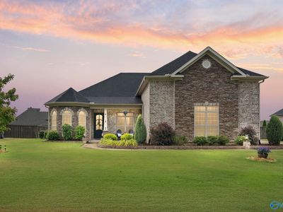 8207 Nantucket Cir SE, Owens Cross Roads, AL, 35763