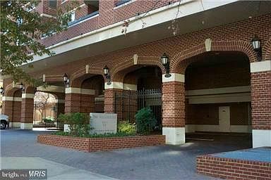 1st image of 1276 N Wayne St APT 918