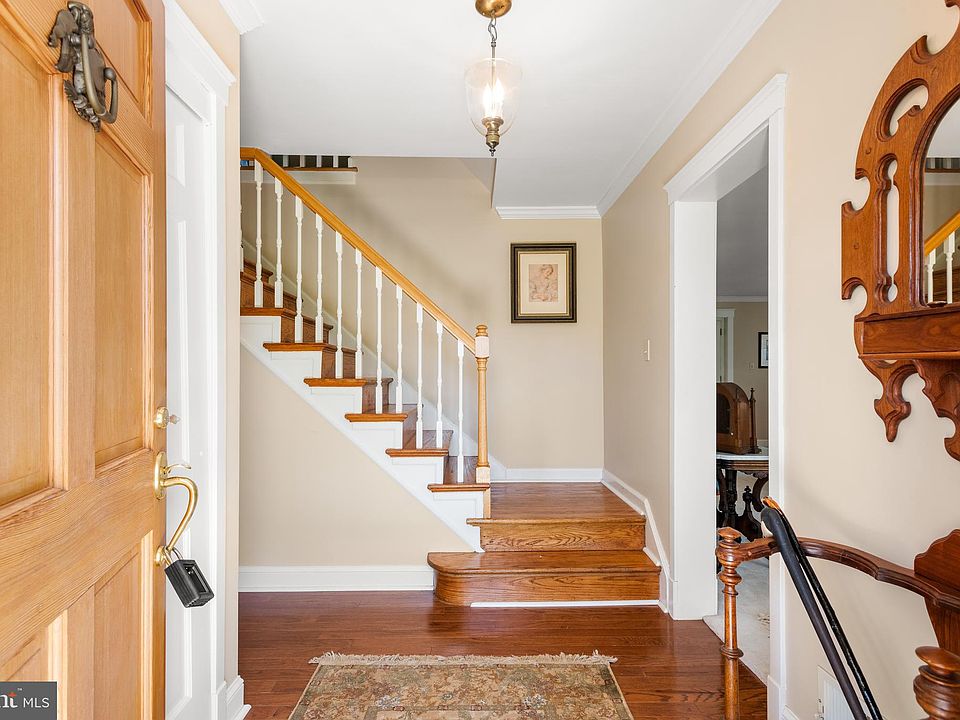 1029 Derwydd Ln, Berwyn, PA 19312 | Zillow