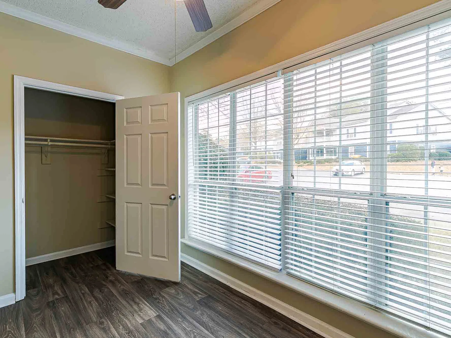 Austin Chase Apartments — Photo 4