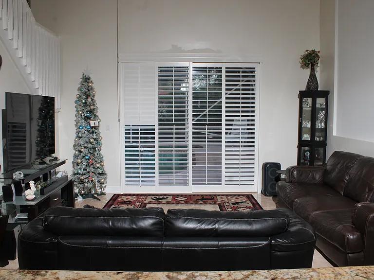 Living room 1