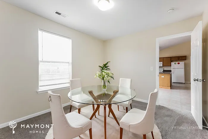 318 Cool Embers Ln — Photo 12