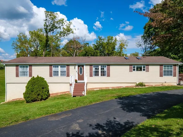 2960 Barterbrook Rd, Staunton, VA 24401