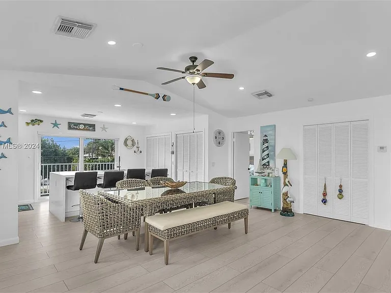 441 La Fitte Rd — Photo 45