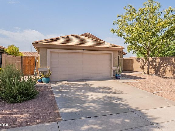 3rd image of 8907 E Fountain Street