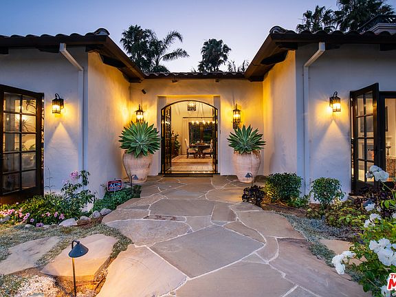 5th image of 3535 Malibu Country Dr