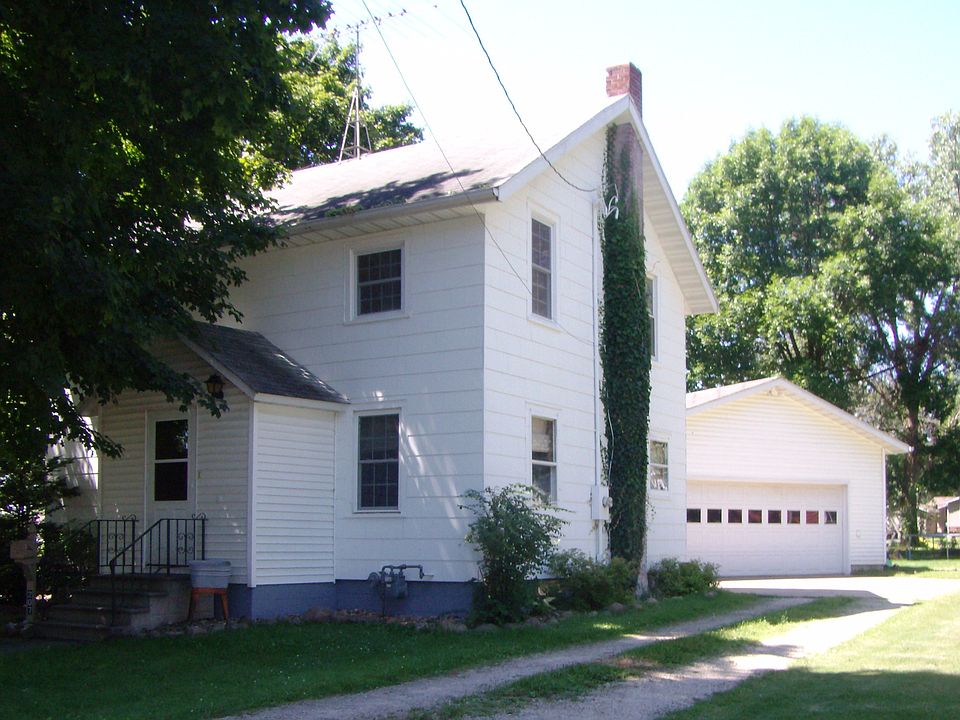 207 N Maple St. Sumner